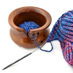 Bol en fil fait main de qualité supérieure en bois naturel avec une finition élégante parfaite pour tricoter et crocheter des accessoires en bois - Product Image 4