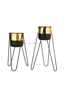 Precio al por mayor de la maceta de trípode para interiores y exteriores de jardín de dos tonos hecha a mano - Product Image 5