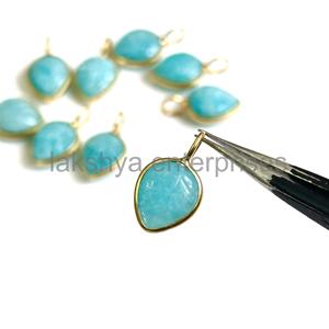 Pierre d'amazonite naturelle Sculpture de feuille en argent sterling 925 Charmes 10x8mm Or Vermeil Lunette Pendentif en pierre précieuse sculptée - Product Image 5