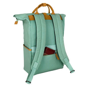 Mochila Pugmark elegante vegana unisex de poliéster repelente al agua con compartimento impermeable para ordenador portátil para estudiantes - Product Image 3