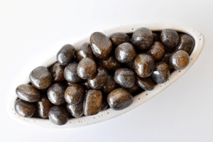 Decoración Navideña, Piedra de Bronzita de Alta Calidad de Color Marrón, 1 kg de Piedras Pulidas, Feng Shui, Origen India - Product Image 3