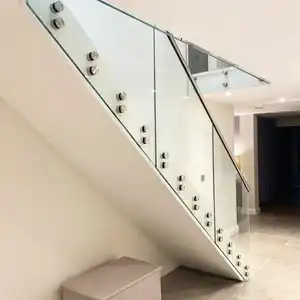 Kapalı standoff merdiven cam korkuluk