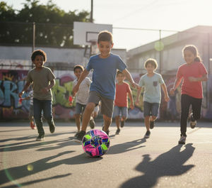 Ballon de football de qualité supérieure pour usage extérieur, OEM/ODM, bicolore, laminé, pour entraînement et jeux sportifs de loisirs - Product Image 6