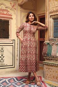 Robe Colette Imprimée à la Main, Style Bohème, Coupe Trapèze, Rouge Crème, Pur Coton, Robe de Vacances - Product Image 2