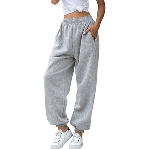 Streetwear d'hiver XL personnalisable pour femme Pantalon de survêtement en polaire Joggers Fermeture par logo Haut court Leggings Pantalon cargo Décoration de poche - Product Image 4