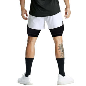 Pantalones cortos transpirables 2 en 1 funcionales para gimnasio, pantalones cortos de secado rápido con bolsillos y cremallera, traje deportivo de doble capa para hombre - Product Image 2