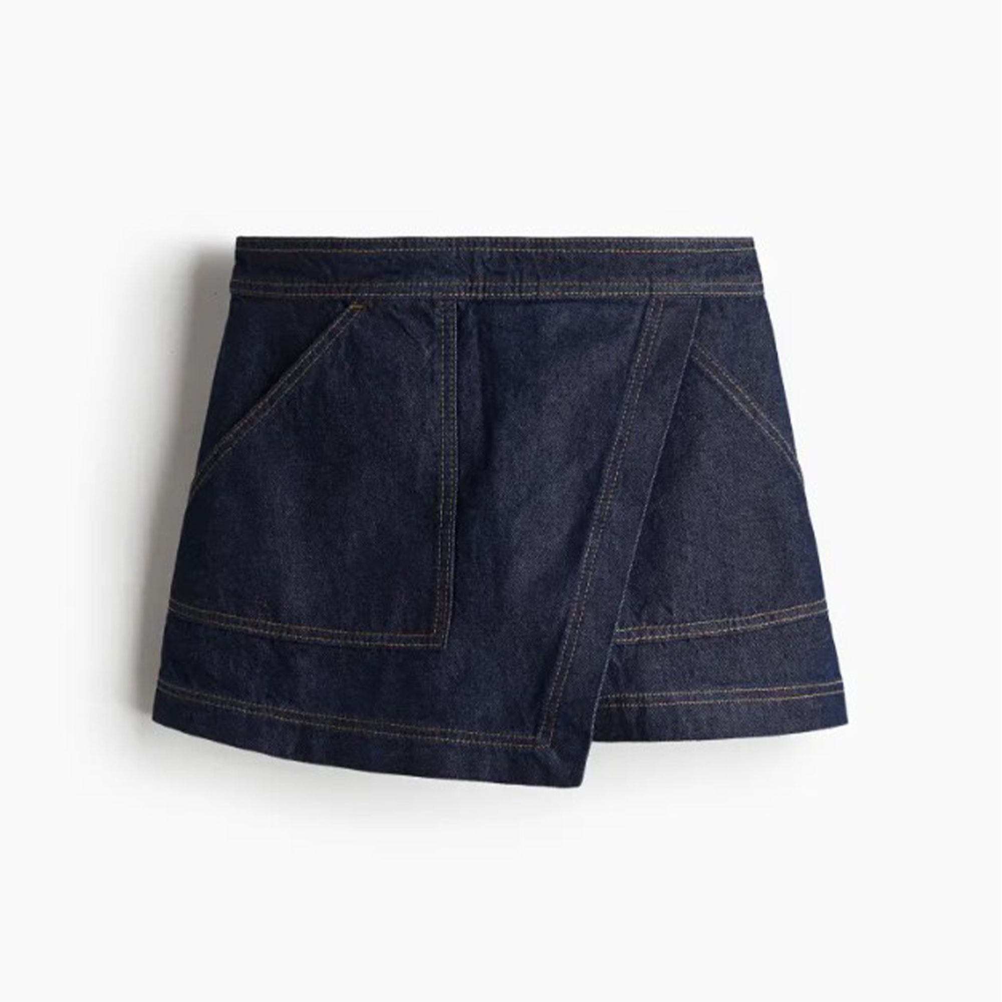 สีน้ำเงิน