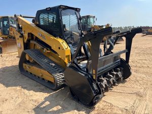 Chargeuse Tracteur d'Occasion 246D avec Moteur Aeolus, Pompe Hydraulique KYB et Engrenage - Haute Efficacité, Garantie 5 Ans, MOOG - Product Image 2