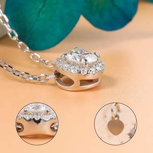 Collar con colgante de Halo, cadena de plata de ley chapada en oro blanco de 18 quilates, collar de diamantes creado en laboratorio para mujer, aniversario, San Valentín - Product Image 1