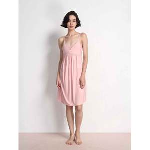 Pyjama en dentelle élégant à col en V pour femme, en bambou personnalisé, vente en gros - Product Image 1