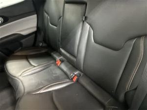 SUV 2024 Black J - Compass Limited 4WD de 200 HP, 2L I4 Automático, Usado en Excelentes Condiciones y a un Precio Accesible - Product Image 4