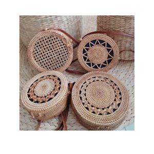 ฤดูร้อนใหม่สไตล์ 2024 ฟางกระเป๋าชายหาดบาหลีทําด้วยมือเวียดนามหวายกระเป๋าขายส่ง - Product Image 1