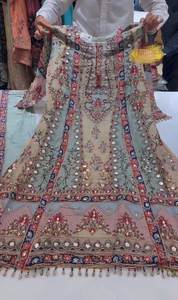 ชุดเลเฮนกาโชลีแบบปากีสถาน งานฝีมือพิเศษ ผ้าไหมจอร์เจตต์ลายแจ็คการ์ดหนา พิมพ์ลายดิจิทัล ปักลาย สำหรับโอกาสพิเศษ - Product Image 4