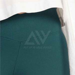 Leggings de yoga fitness personnalisés de haute qualité pour femmes avec logo pantalon moulant à motif solide - Product Image 5