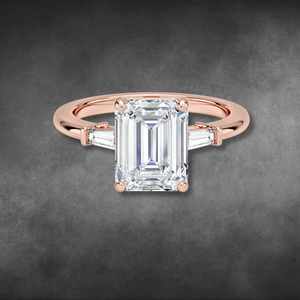 Anillo de diamantes cultivados en laboratorio, oro amarillo de 14 quilates y 18 quilates, corte esmeralda, anillo de tres piedras con diamantes baguette cónicos para damas, joyería fina. - Product Image 3