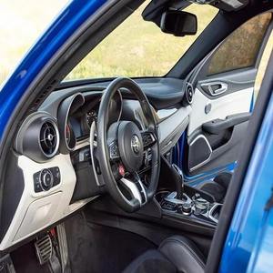 ALFA ROMEO GIULIA QUADRIFOGLO 2022 IMPECABLE, VOLANTE A LA IZQUIERDA, EMISIÓN EURO IV, LISTO PARA ENVIAR - Product Image 5