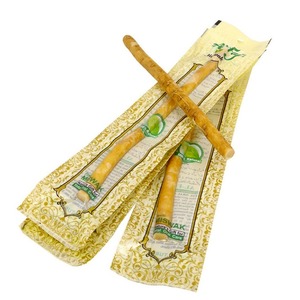 Cepillo de dientes natural de Miswak sellado al vacío con sabor natural para una goma de mascar saludable a un precio asequible de la India. - Product Image 1