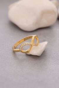 Anillo Infinito Minimalista Cristiano de Plata de Ley 925 con Baño de Oro Vermeil de 14K, Anillo de Amor Infinito con Circonitas Cúbicas Personalizable, Regalo para el Día de San Valentín - Product Image 3