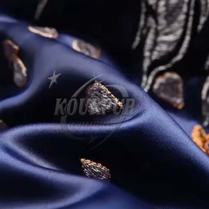 ราคาขายส่งเสื้อแจ็คเก็ตวาร์ซิตี้แบบกำหนดเองในปากีสถาน ผลิตเสื้อแจ็คเก็ตวาร์ซิตี้ขนาดใหญ่พิเศษราคาถูก เสื้อแจ็คเก็ตเลตเตอร์แมนวาร์ซิตี้สำหรับผู้ชาย - Product Image 6