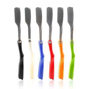 Rasoir pliant japonais à lame unique de couleur bonbon pour hommes outils de barbier de toilettage avec poignée confortable - Product Image 3