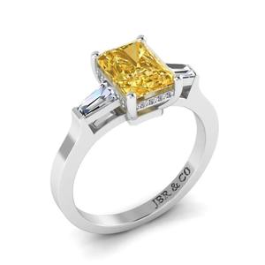 Anillo de compromiso de tres piedras de plata 925 chapado en oro con diamante radiante de Color amarillo para mujer, proveedor de joyería fina, novedad - Product Image 4