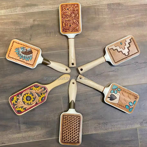 2024 nueva tendencia Real mano Tooled cuero vaquera cepillo de pelo peines Boho occidental cuero peines elegante uso diario accesorio para el cabello - Product Image 4