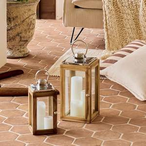 Lanterne exotique en laiton inspirée du patrimoine arabe marocain, parfaite pour les mariages ou la décoration sur le thème du désert. - Product Image 6