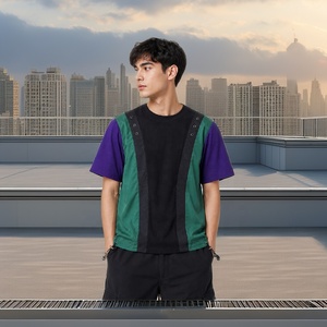 เสื้อยืดแพทช์ขายส่ง ทรงหลวม แขนสั้น สำหรับผู้ชาย ใส่สบายในฤดูร้อน ลายบล็อกสี แพทช์ระบายอากาศ เป็นมิตรกับสิ่งแวดล้อม น้ำหนัก 220 กรัม - Product Image 4