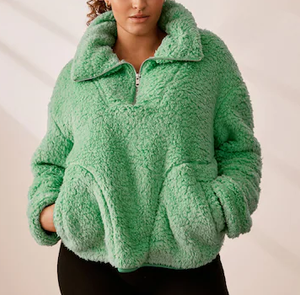 Chaqueta de Sherpa Peluda a la Moda para Mujer, Cierre Completo, Cuello Camisero, Material de Poliéster Transpirable con Bolsillos, OEM, MOQ Bajo - Product Image 4