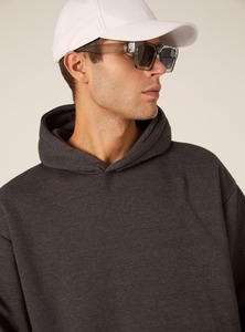 Sudadera con capucha clásica de gran tamaño Fabricantes Cozy Streetwear Hoodie con diseño minimalista - Product Image 3