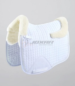 Selle anglaise matelassée douce et confortable, en coton de qualité supérieure, durable, personnalisée, selle d'équitation, selle sur mesure - Product Image 1