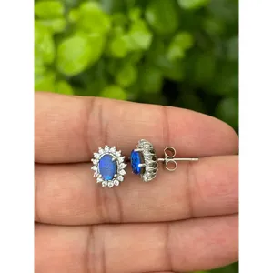 Boucles d'oreilles clous tendance plaquées or 18 carats, motif floral géométrique, en argent 925 avec opale australienne et zircon diamanté pour fiançailles - Product Image 2
