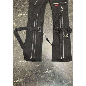Pantalon noir HIGH Gothic Grunge avec chaînes, bretelles et fermetures éclair, coupe slim pour femmes, 2026 - Product Image 2