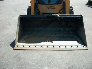 Cargadora de ruedas compacta Howo Mustang 2200R, capacidad operativa de 2,2 toneladas, venta directa de fábrica - Product Image 5