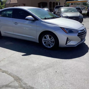 Hyundai Elantra 2020 PERFECTAMENTE USADO - Product Image 1