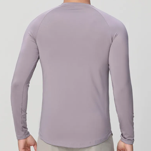 เสื้อออกกำลังกายแขนสั้นผ้า100% เนื้อละเอียดผ้าเนื้อละเอียดทรงหลวมสำหรับผู้ชายชุดกีฬาแห้งเร็วออกแบบได้ตามต้องการ - Product Image 3