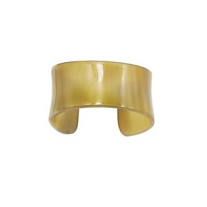 Bracelet en corne de buffle naturelle, fait à la main, écologique, bijoux ethniques - Product Image 1