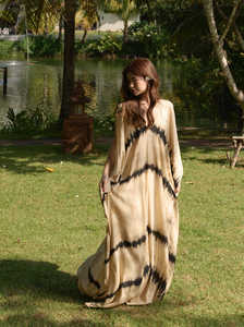 ชุดคาฟตันสำหรับผู้หญิงชุดชายหาดขนาดใหญ่พิเศษของผู้หญิงสไตล์กอธิคสูง2025ชุดว่ายน้ำโปร่งแสงปกคลุมชายหาดรีสอร์ทธรรมชาติขายส่ง - Product Image 2