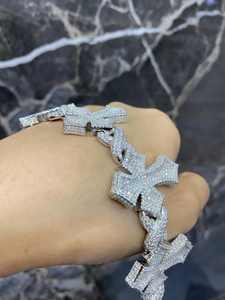 สร้อยข้อมือเงินแท้ 925 คุณภาพสูง ประดับเพชรโมอิสซาไนต์ VVS1 รูปดอกไม้ ดีไซน์คลาสสิก สวยหรู เหมาะสำหรับทุกเพศ เป็นของขวัญสุดพิเศษ - Product Image 2