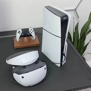 Nouvelle console numérique Sony PlayStation 5 PS5 2025 – Pack de Noël - Product Image 1