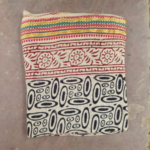 ผ้าซิ่นลายโบฮีเมียนทำมือ ผ้าฝ้ายผสมไหม แต่งขอบด้วยไหมซารี สำหรับผู้หญิง ลายบล็อกพิมพ์ ผ้าคลุมไหล่สำหรับงานปาร์ตี้ริมสระน้ำ ผ้าคลุมชายหาดสำหรับผู้หญิง - Product Image 1