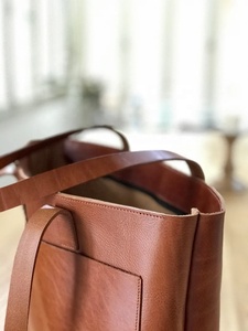 Bolso Tote de Cuero Genuino para Mujer, Moderno y de Alta Calidad, con Color y Logotipo Personalizables, para Todas las Temporadas, AV-0043 - Product Image 4