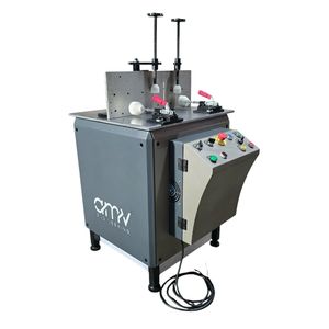 Machine de découpe de profilés en aluminium CNC avancée, scie automatique à double tête pour l'industrie de la fabrication de portes et de fenêtres, usage intensif - Product Image 2