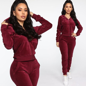 Chándales de lana de algodón grueso de buena calidad para mujer, ropa de calle, conjunto de chándal de terciopelo personalizado de terciopelo para niñas - Product Image 4