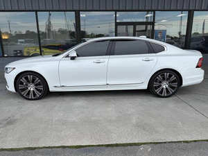 Certifié propre utilisé 2022 Volvo S90 B6 Inscription - Product Image 4