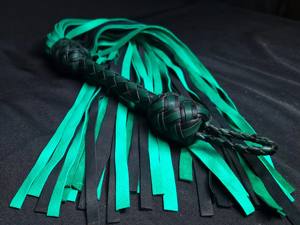 New Arrival Customizable Size Genuine <b>Leather</b> <b>Flogger</b> Couples Bondage Gear with International Standard Whips - Product Image 2