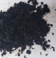 Herbes de chicha de luxe carrées, noires, à base de thé noir, marinées à la main, aux herbes russes sombres, provenant de l'Uttar Pradesh, pour grossistes