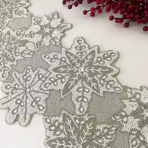 Su raffinati Runner da tavolo nuovissimi tappetini da tavolo ricamati floreali di <span class=keywords><strong>buon</strong></span> <span class=keywords><strong>Natale</strong></span> a mano mery Color crema - Product Image 4