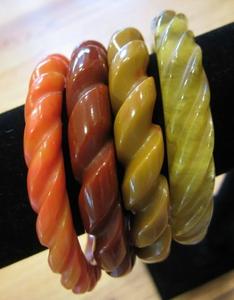 Bracelets en résine imperméables de créateur pour femmes, finition lisse, look tendance, bijoux fantaisie, couleurs personnalisées, style ethnique, désinfectant pour les mains - Product Image 4