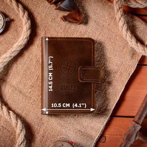 Vente en gros de portefeuille de voyage personnalisé en cuir véritable à deux volets avec blocage RFID portefeuille de passeport mince de luxe fait à la main organisateur de cartes pour hommes - Product Image 1